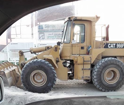 Wheel loader and tanker equipment